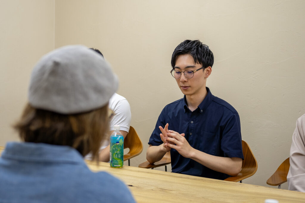 ともにスタッフ西野さん